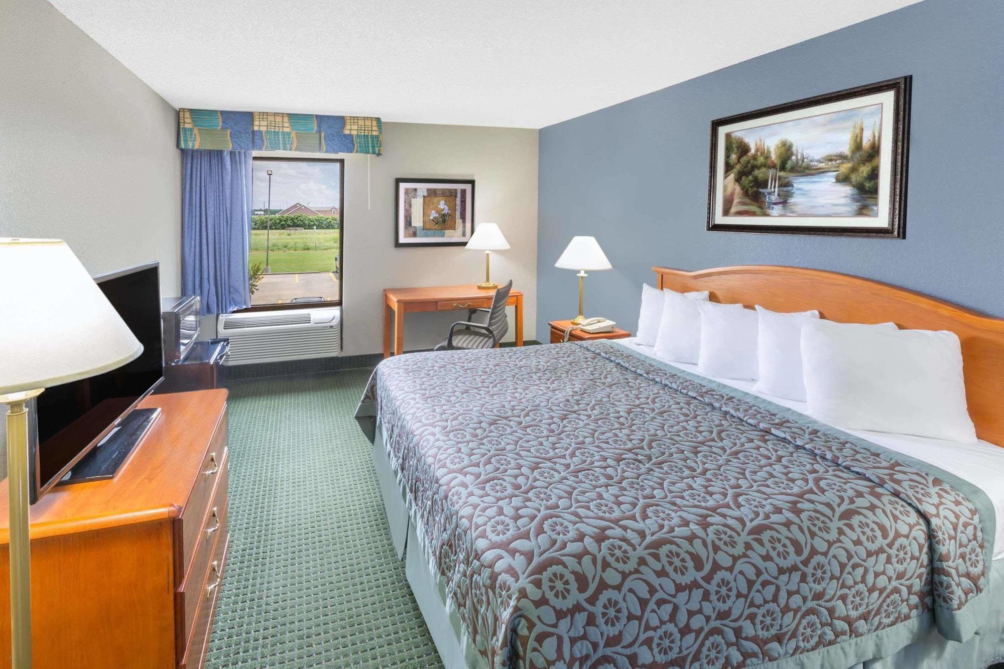 Days Inn By Wyndham Galliano La Екстериор снимка