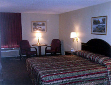 Days Inn By Wyndham Galliano La Екстериор снимка